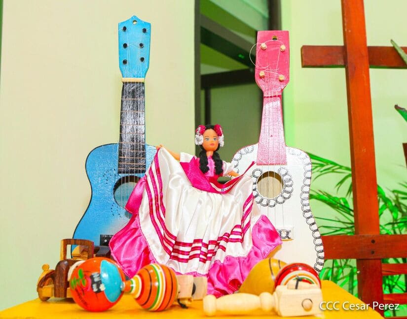 JUGUETES